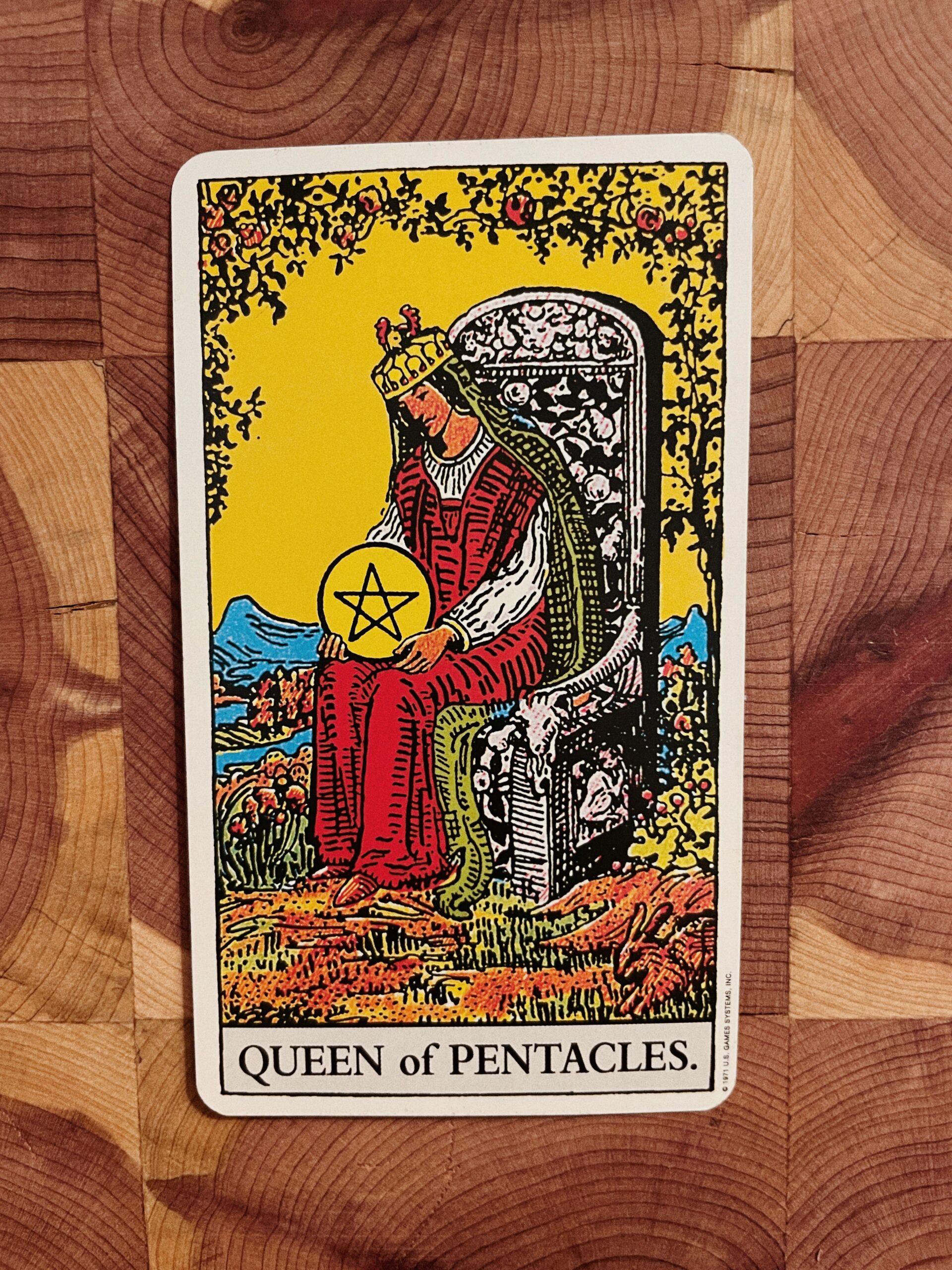 Queen of Pentacles Rider Waite Tarot Deck