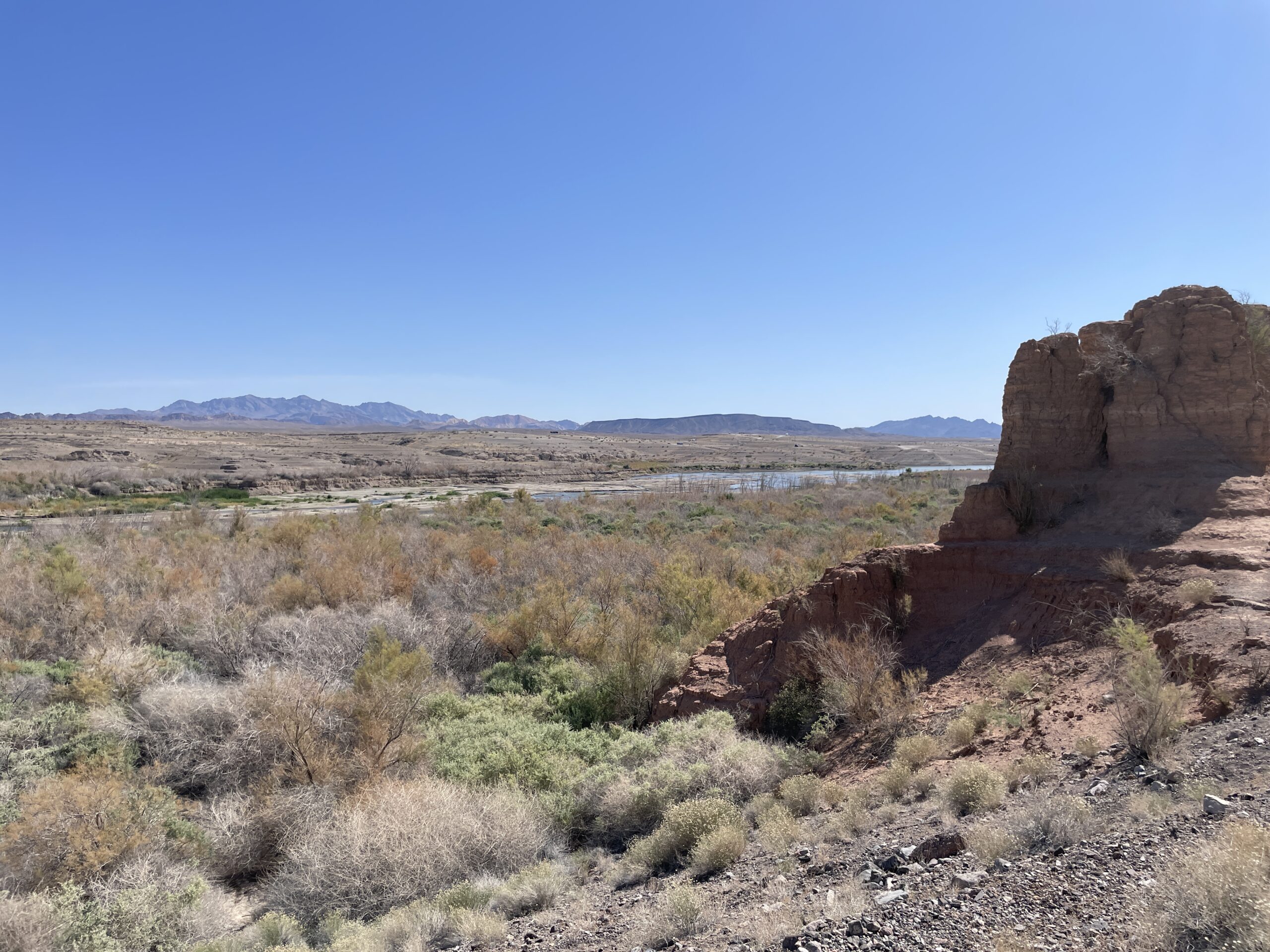 Hiking Owl Canyon, Lake Mead Recreational Area outside Las Vegas, NV